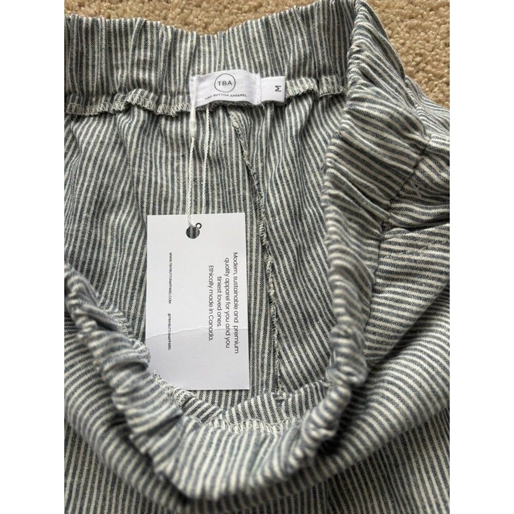 NWT Tiny Button Apparel Size Medium Striped Shorts Beach Casual Summer - Picture 2 of 4